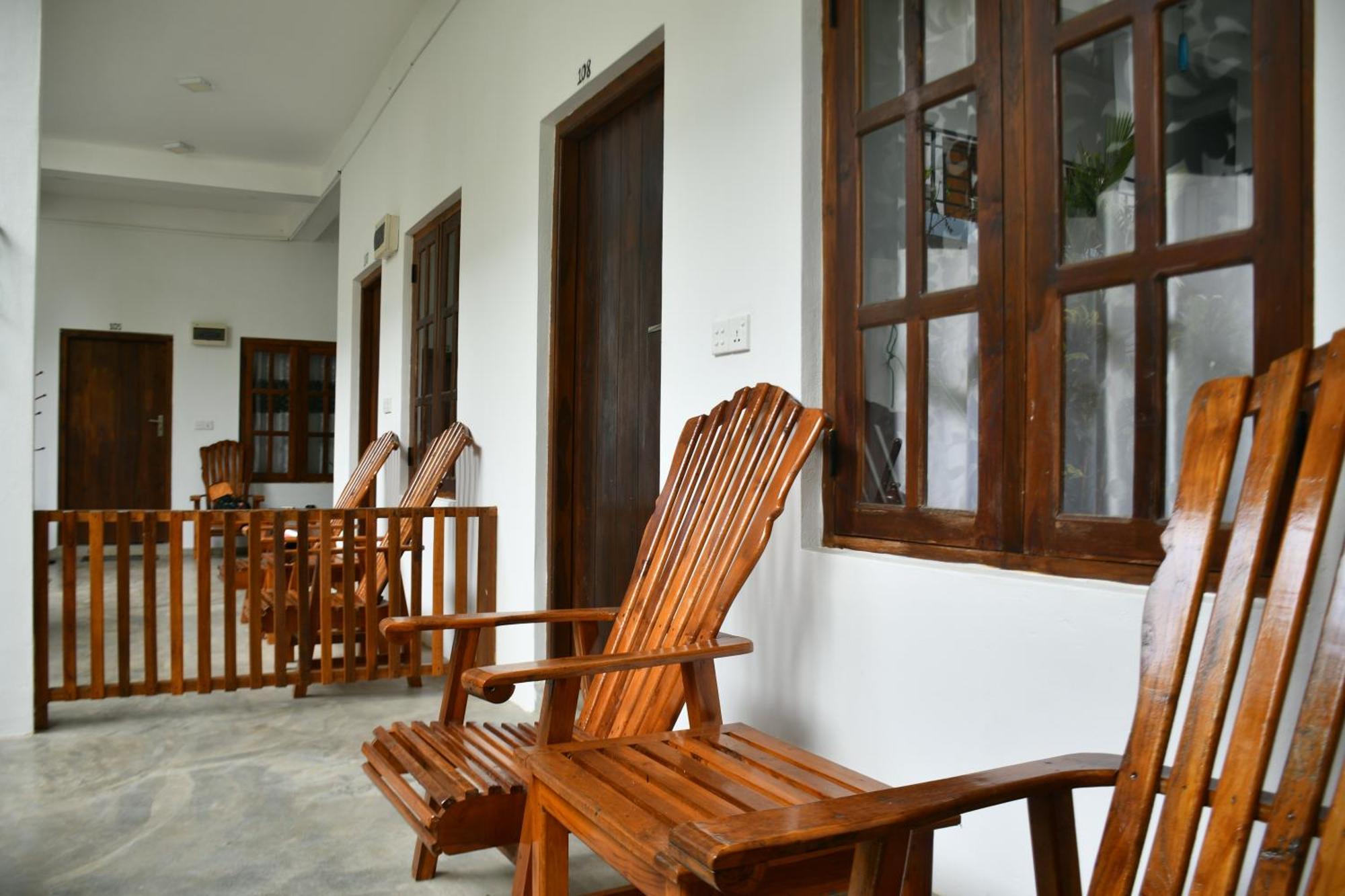 Pearl Of The Bay Hotel อารูกัมเบย์ ภายนอก รูปภาพ